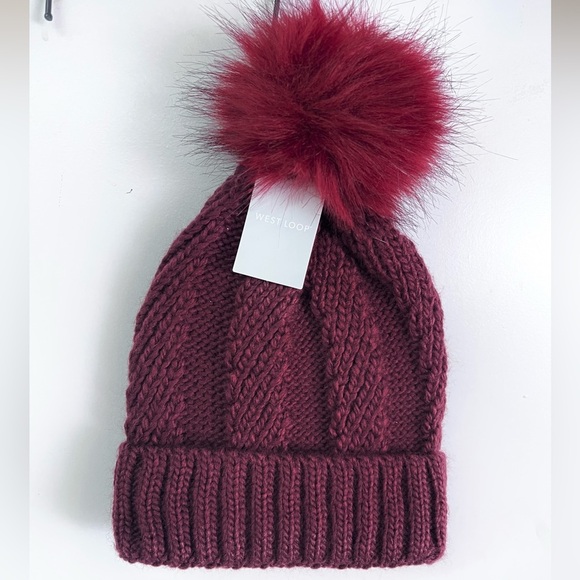Knit Pom Pom Beanie Hat - Picture 1 of 4